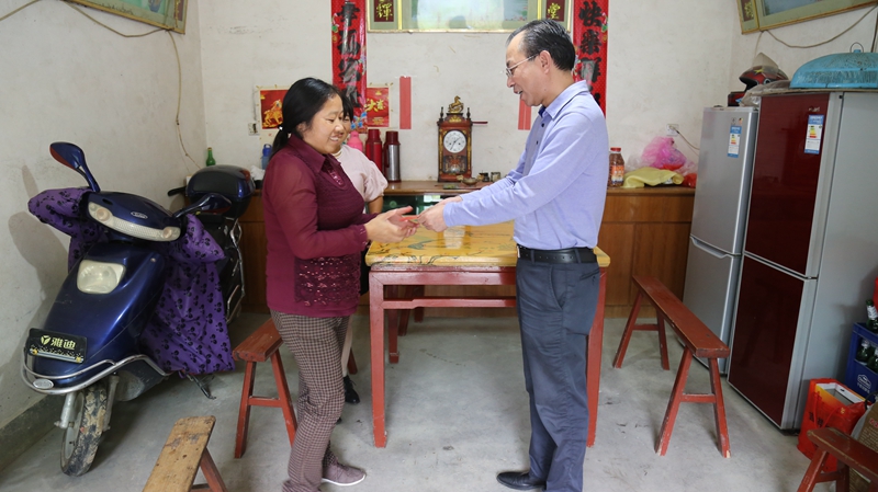 愛(ài)心公益行，華都在行動(dòng)
